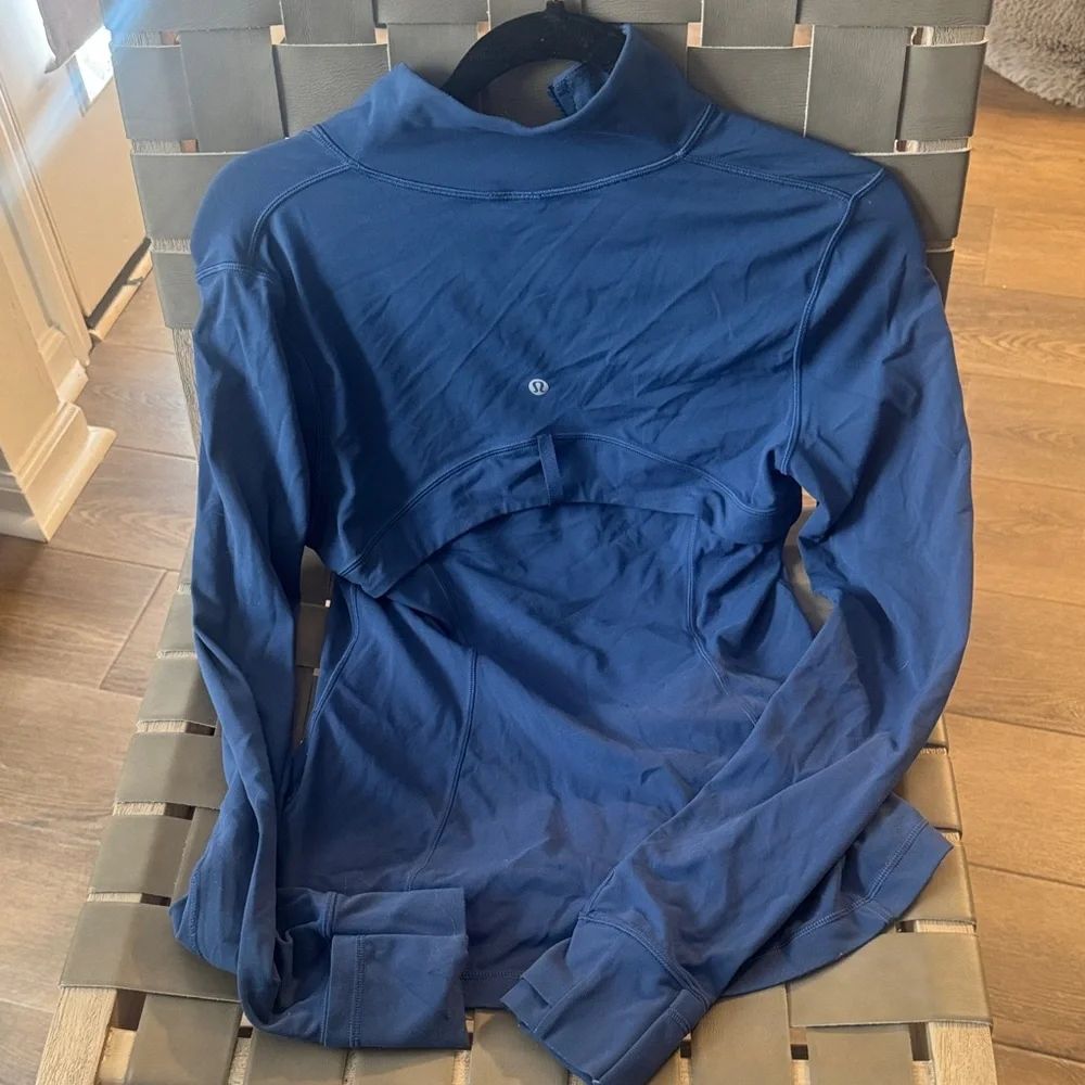 Women's Lululemon Define Jacket - Picture 3 of 4